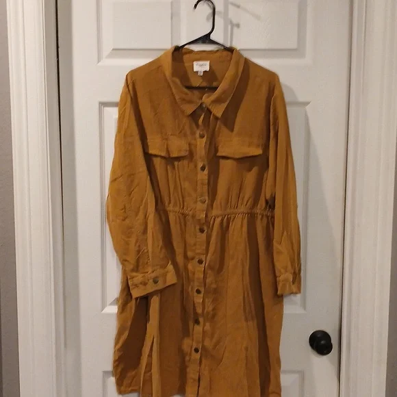 Hayden LS Dress - Picture 1 of 5